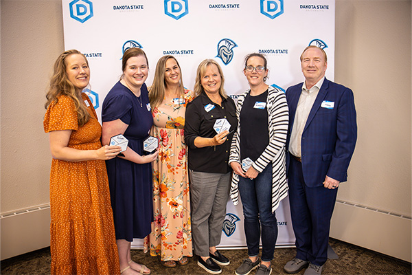 The department of Grad Studies won team of the year. Pictured (l-to-r): Brianna Feldhaus, Abby Chowning, Sam Dirkson, Eve Skajewski, Erin Blankespoor, and Mark Hawkes.